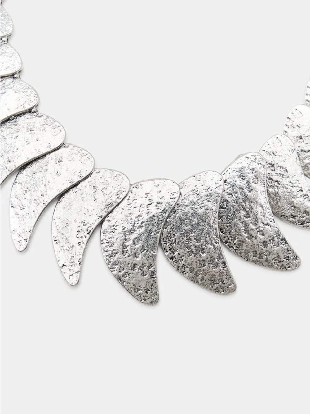 ZARA TEARDROP METAL PLATE NECKLACE